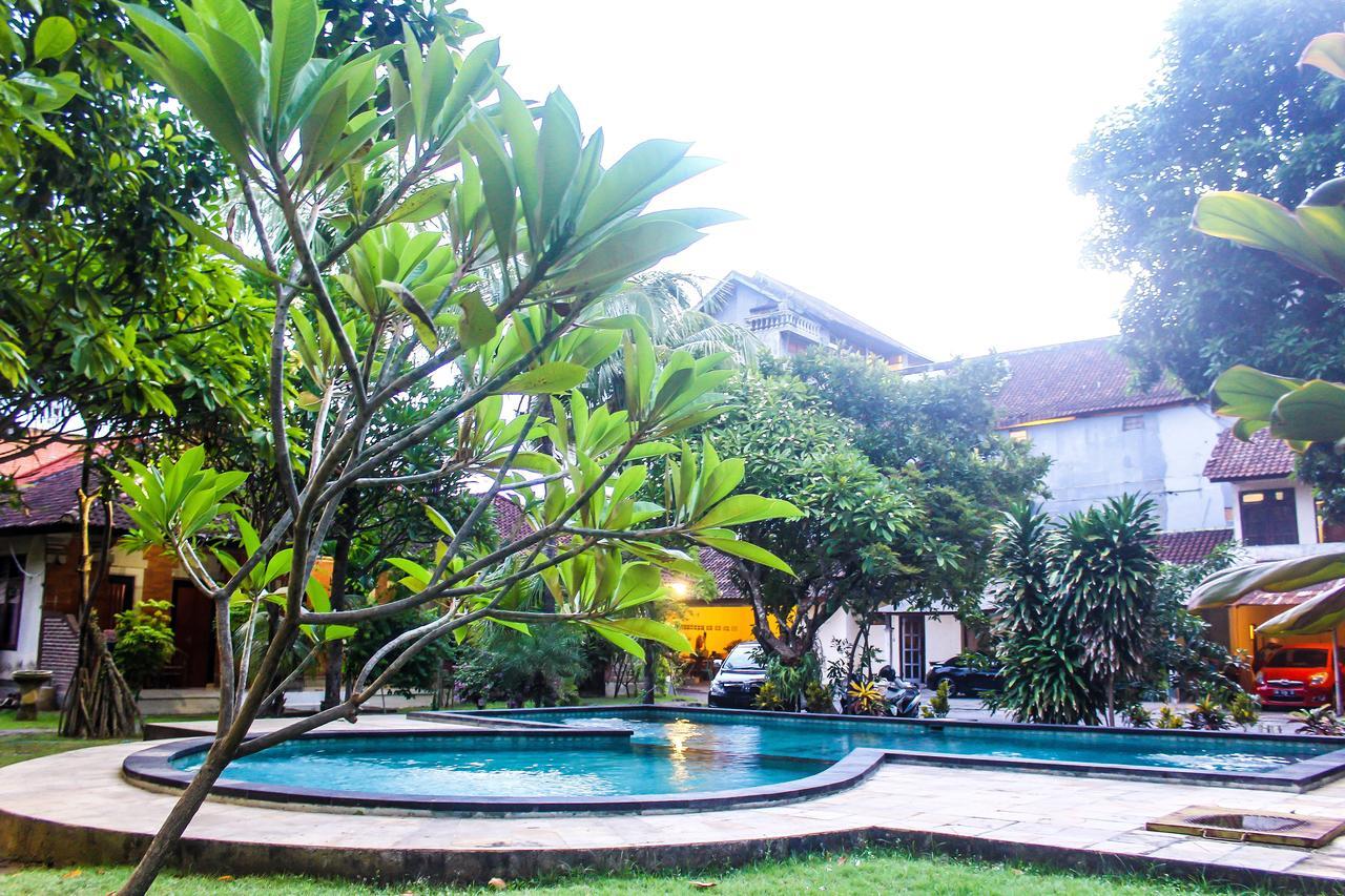 Budhi Beach Inn Kuta Lombok Extérieur photo