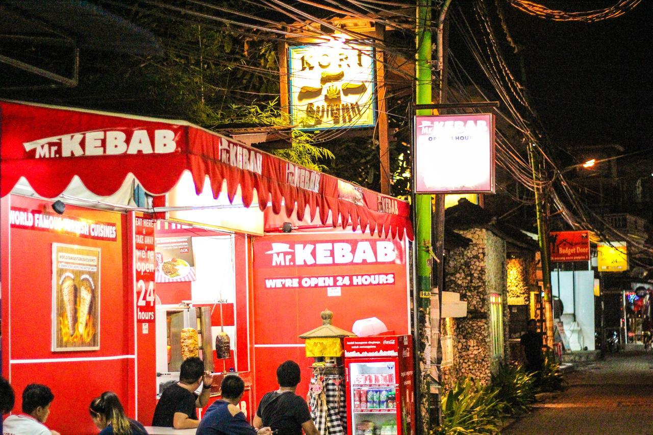 Budhi Beach Inn Kuta Lombok Extérieur photo